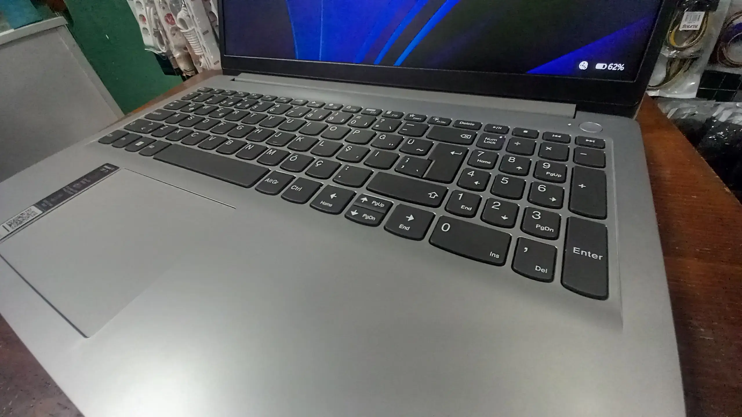 LENOVO İdeapad 1i i3, 16gb ram 15" - 15IAU7